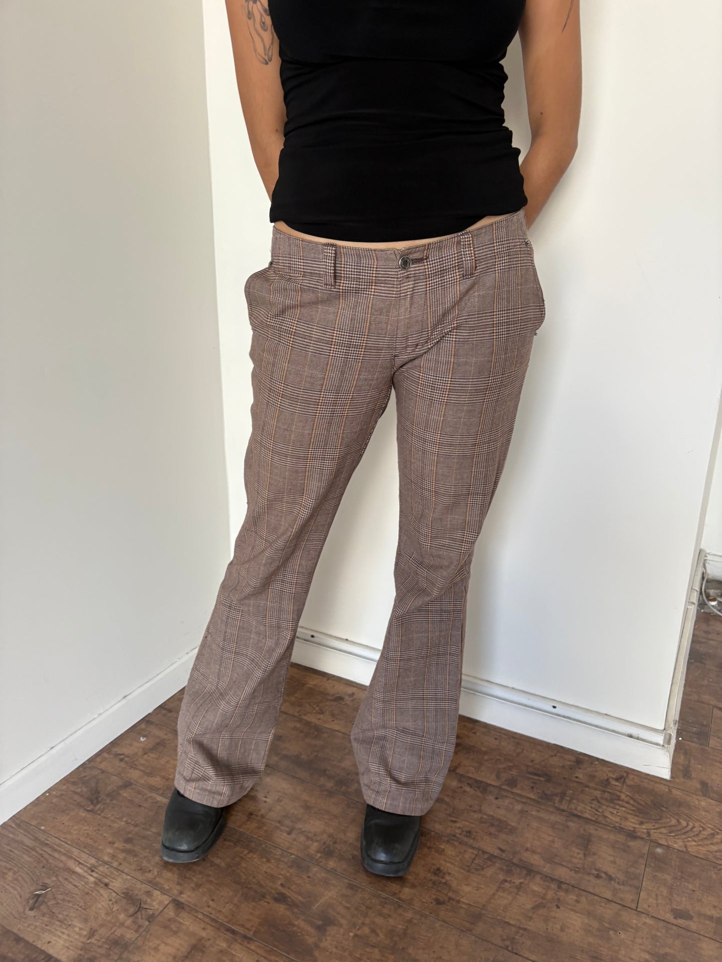 Low rise plaid tailored pants