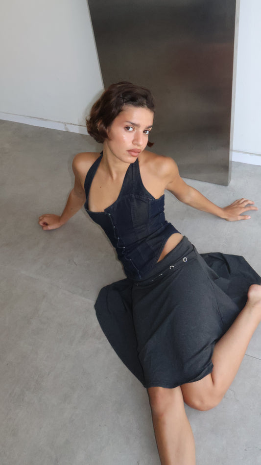 Triko cotton dark grey skirt w/ grommet detail
